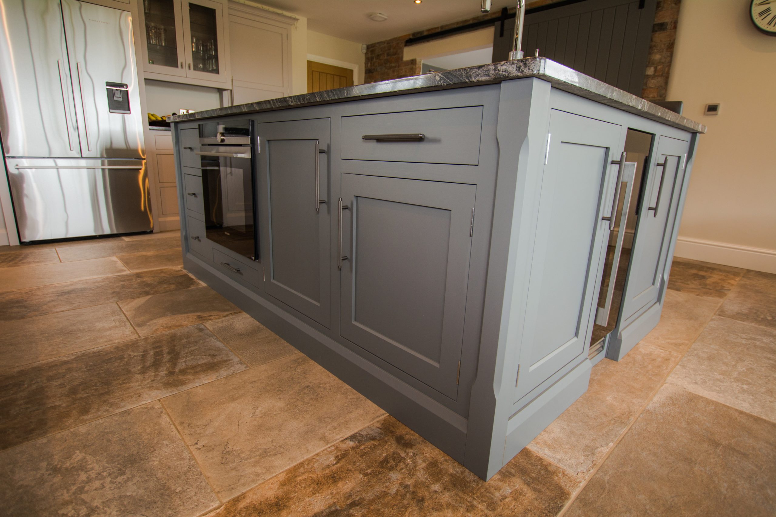 Monochrome Shaker Kitchen